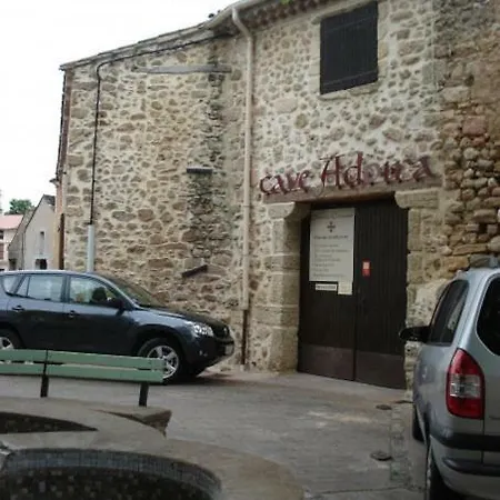 Une Petite Maison